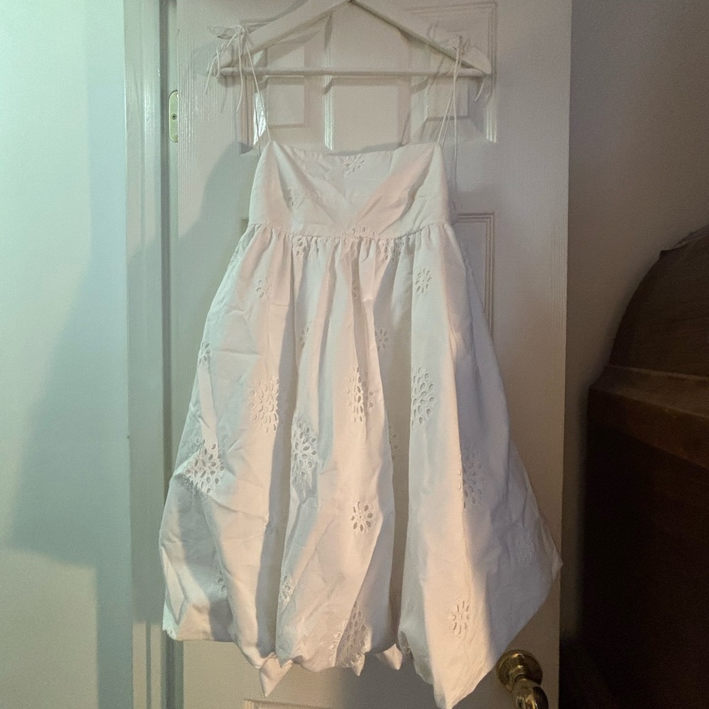 Zara White Floral Dress with bubble skirt